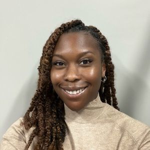 Meet your Posher, Briana